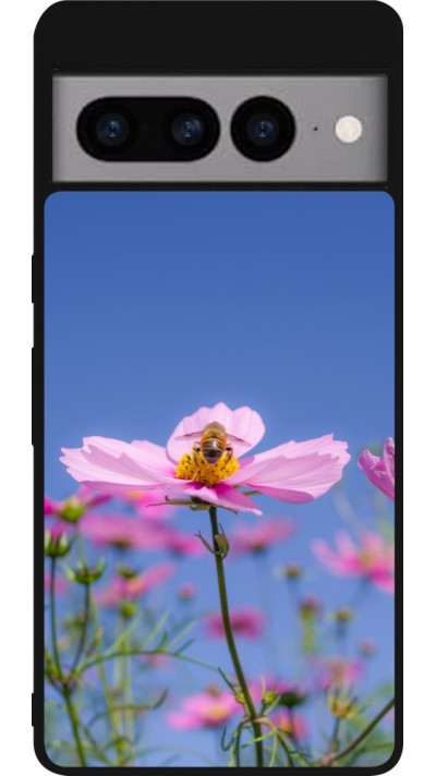 Coque Google Pixel 7 Pro - Silicone rigide noir Bee on a flower Spring 2026