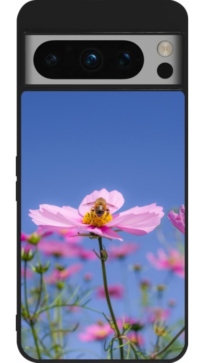 Coque Google Pixel 8 Pro - Silicone rigide noir Bee on a flower Spring 2026