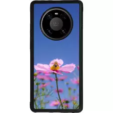 Coque Huawei Mate 40 Pro - Silicone rigide noir Bee on a flower Spring 2026