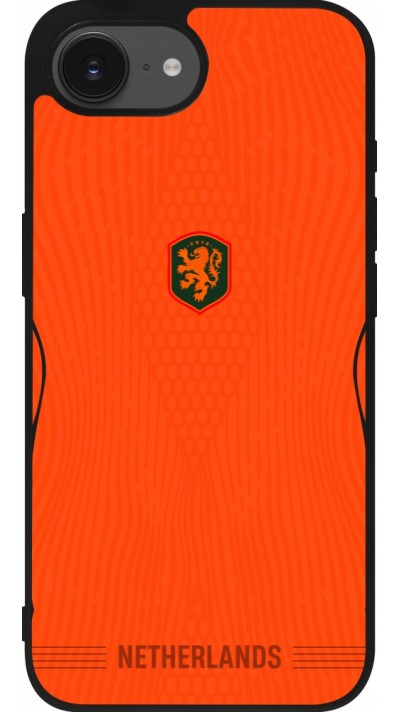 Coque iPhone 17e / 16e - Silicone rigide noir Maillot de football Pays-Bas 2026 personnalisable