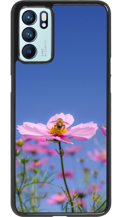 Coque OPPO Reno6 5G - Bee on a flower Spring 2026