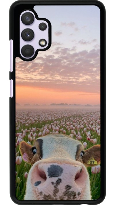 Samsung Galaxy A32 Case Hülle - Cow with tulips Spring 2026