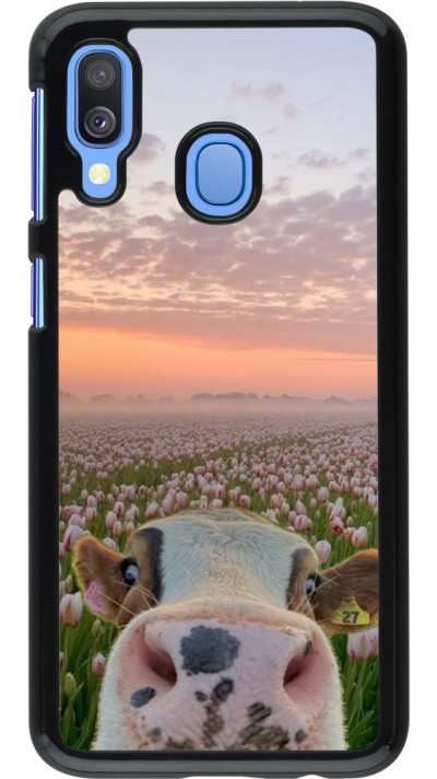 Coque Samsung Galaxy A40 - Cow with tulips Spring 2026