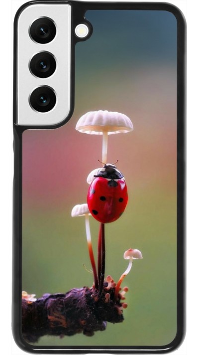 Samsung Galaxy S22 Case Hülle - Ladybird on a mushroom Spring 2026
