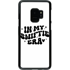 Samsung Galaxy S9 Case Hülle - Taylor Swift In My Swiftie Era - White