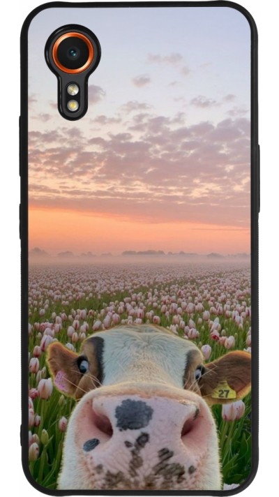 Coque Samsung Galaxy XCover 7 - Silicone rigide noir Cow with tulips Spring 2026