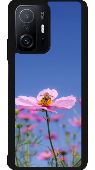 Xiaomi 11T Case Hülle - Silikon schwarz Bee on a flower Spring 2026
