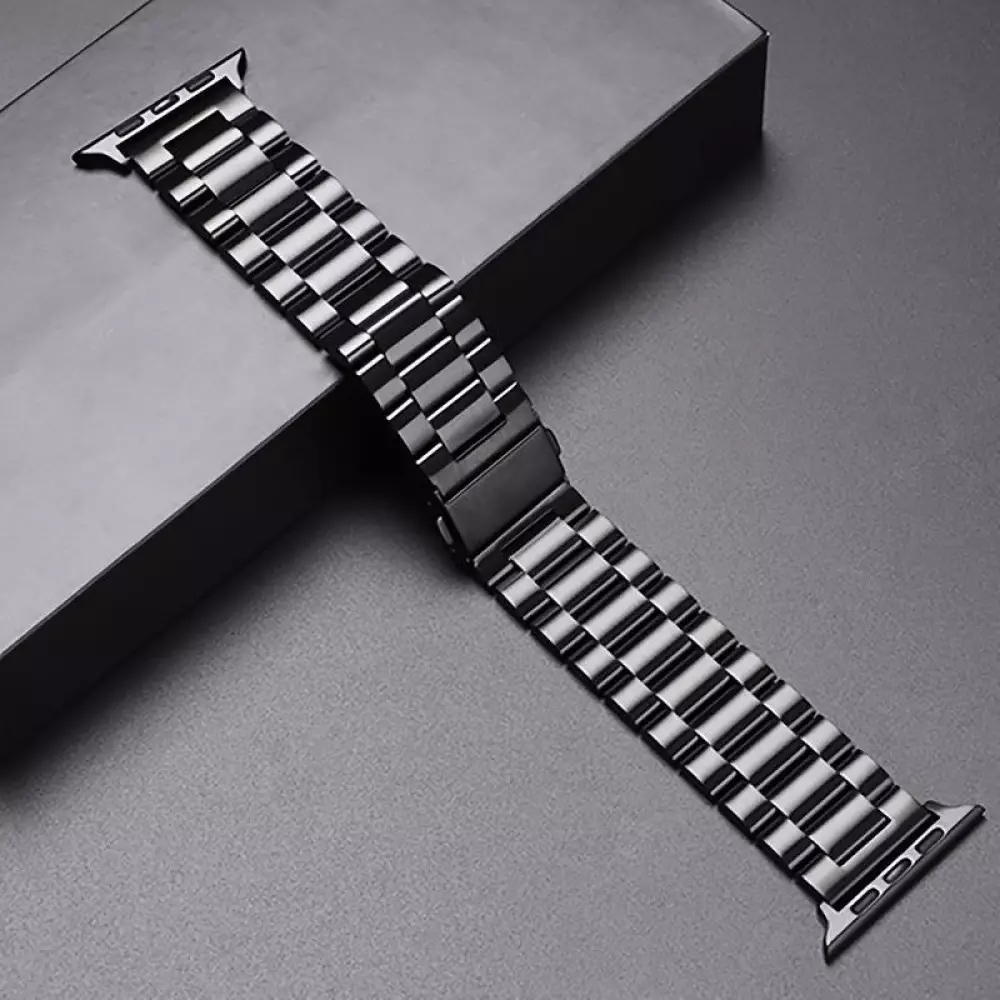 Bracelet en métal raffiné avec coque de protection en silicone TPU intégrée pour Apple Watch 49mm - Noir