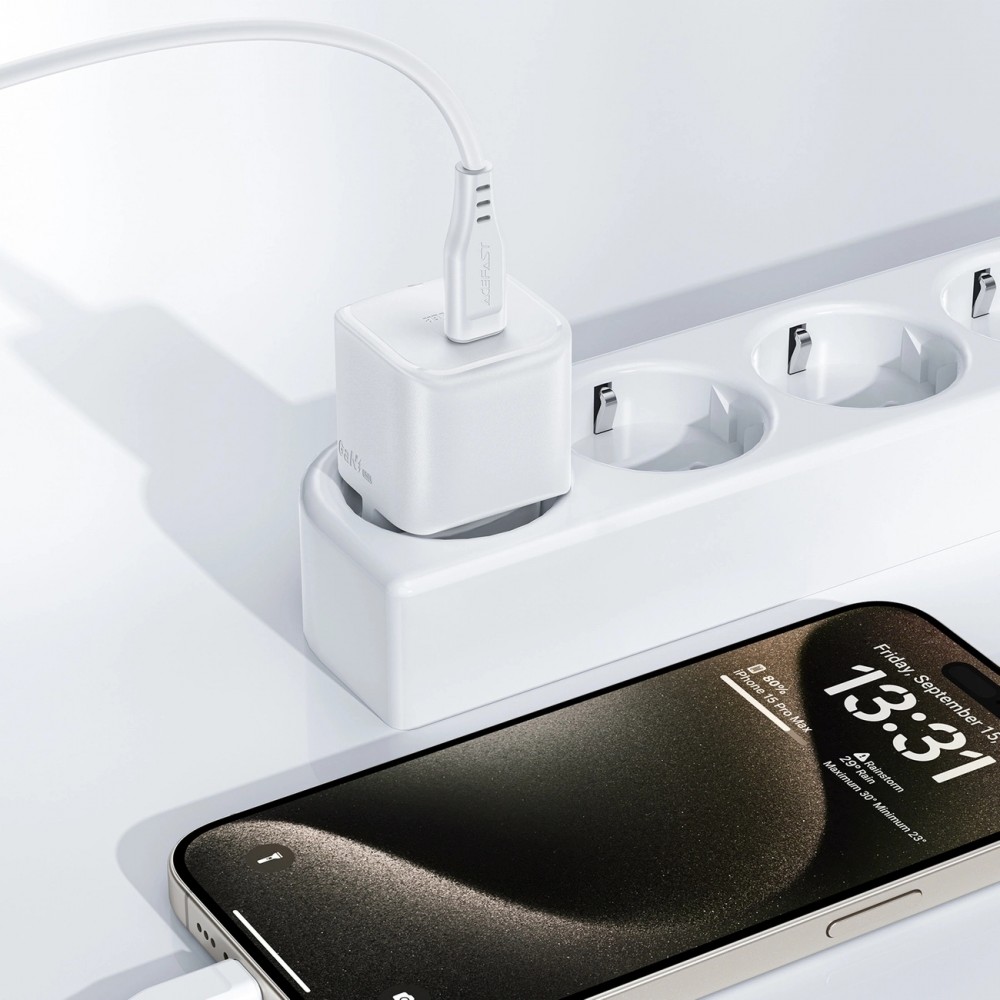 Acefast A77 Mini PD 30W GaN Wandladegerät USB-C Kabel Schnellladung - Weiss