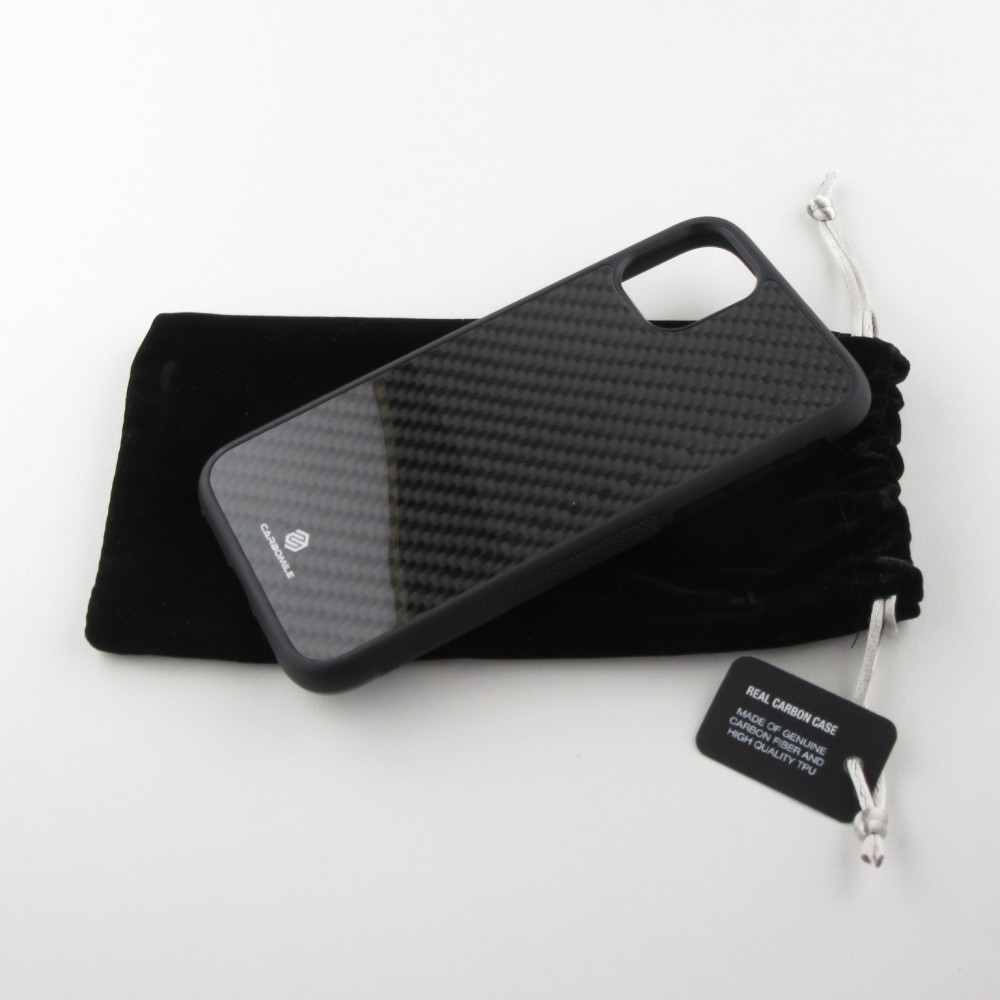 iPhone 16 Pro Case Hülle - Carbomile Carbon Fiber (Kompatibel mit MagSafe)