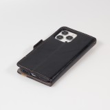 Etui cuir iPhone 17e / 16e - Flip Wallet en cuir véritable avec stripe design et compartiment à cartes - Noir