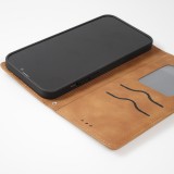 Etui cuir iPhone 17e / 16e - Flip Wallet vintage avec fermeture aimantée et compartiment cartes - Brun