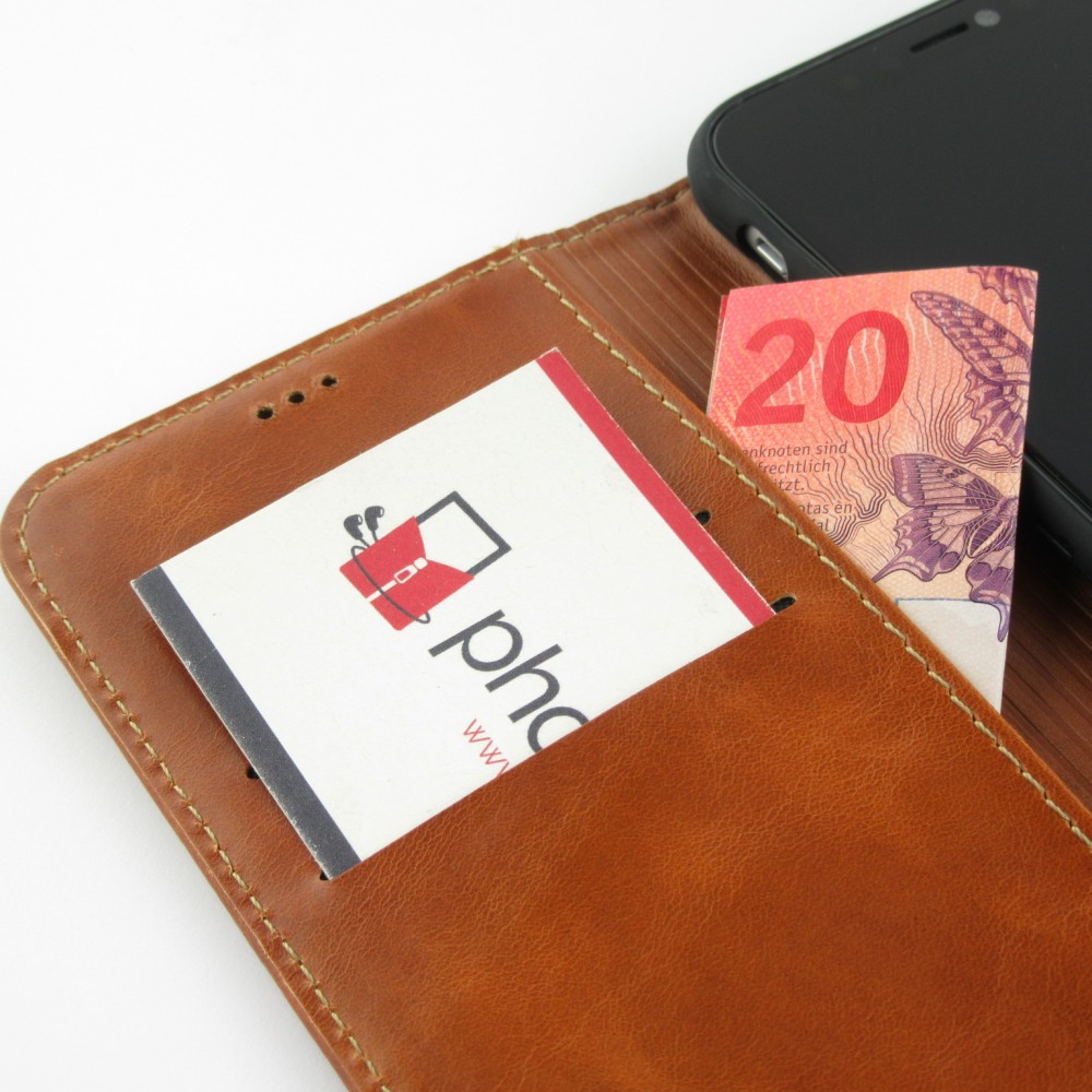 Fourre iPhone 15 Plus - Flip Fierre Shann cuir véritable - Brun