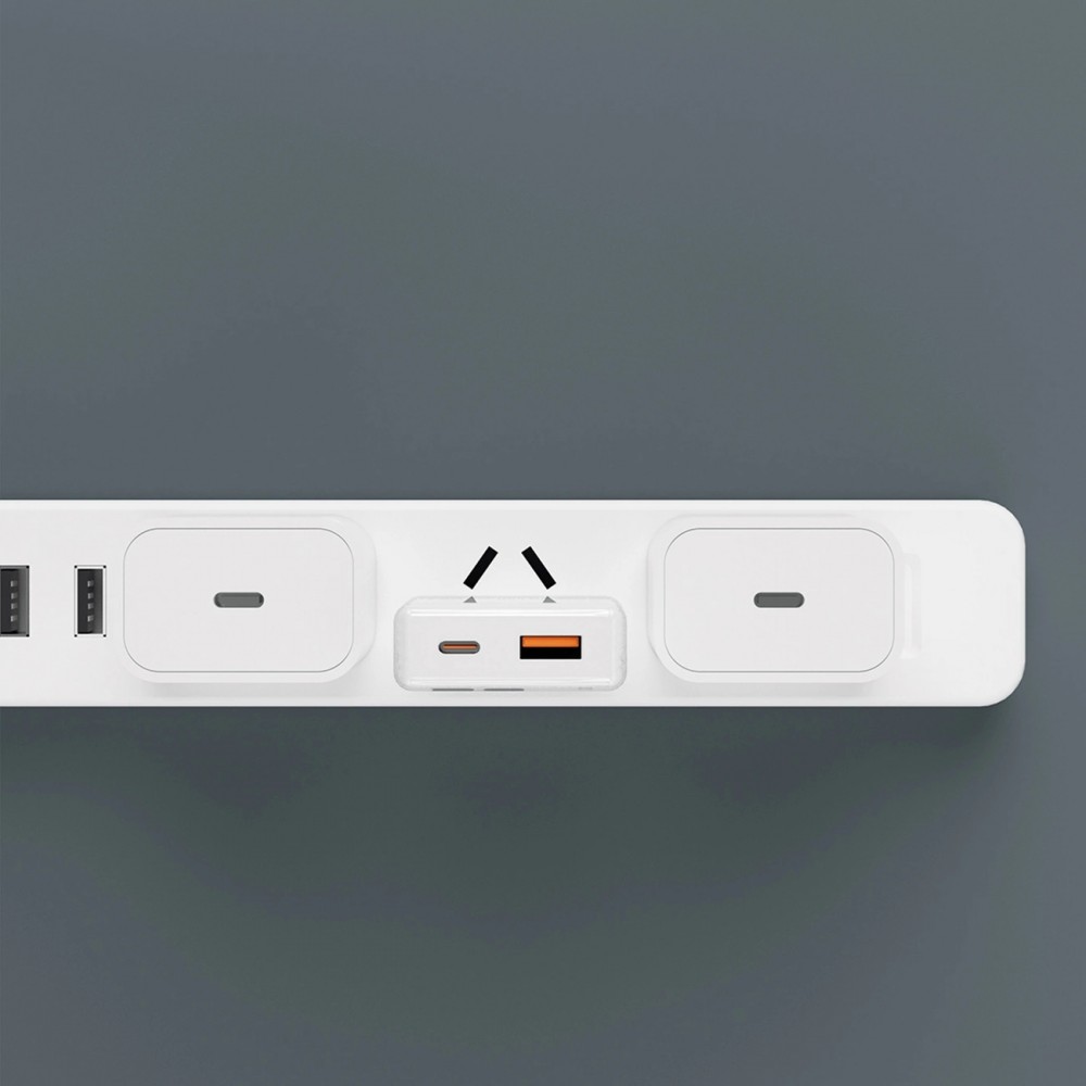 Dudao A30EUT 30W USB-A / USB-C GaN Wandladegerät mit USB-C auf Lightning Kabel für iPhone - Weiss