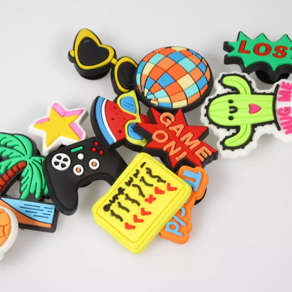 Charm bijou 3D pour coque avec trous style Crocs - Game On !