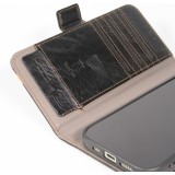 Etui cuir iPhone 17 - Flip Wallet en cuir véritable avec stripe design et compartiment à cartes - Noir