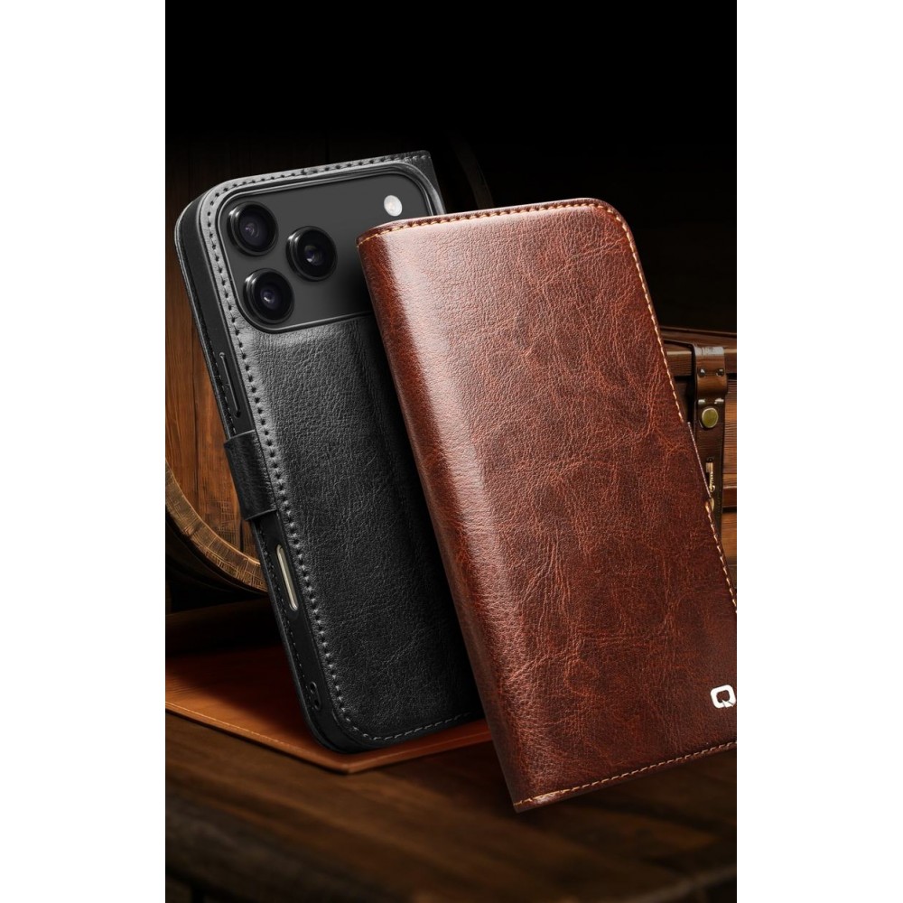Fourre iPhone 17 Pro Max - Flip Qialino cuir véritable avec fermeture magnétique - Brun