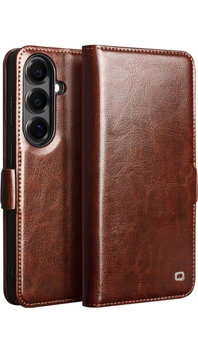Samsung Galaxy S26+ Case Hülle - Flip Qialino Echtleder mit magnetischem Verschluss - Braun
