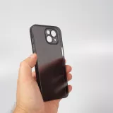 iPhone 15 Case Hülle - Plastik ultra dünn semi-transparent matt - Schwarz